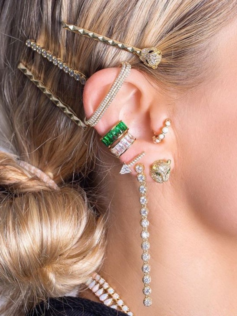 *RARE* Melinda Maria Opulence Ear
Cuff / Gold + White Diamondettes
